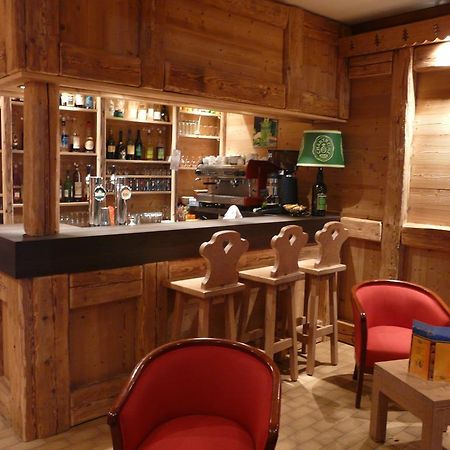 Logis Le Pont De Champ Otel Beaucroissant Dış mekan fotoğraf