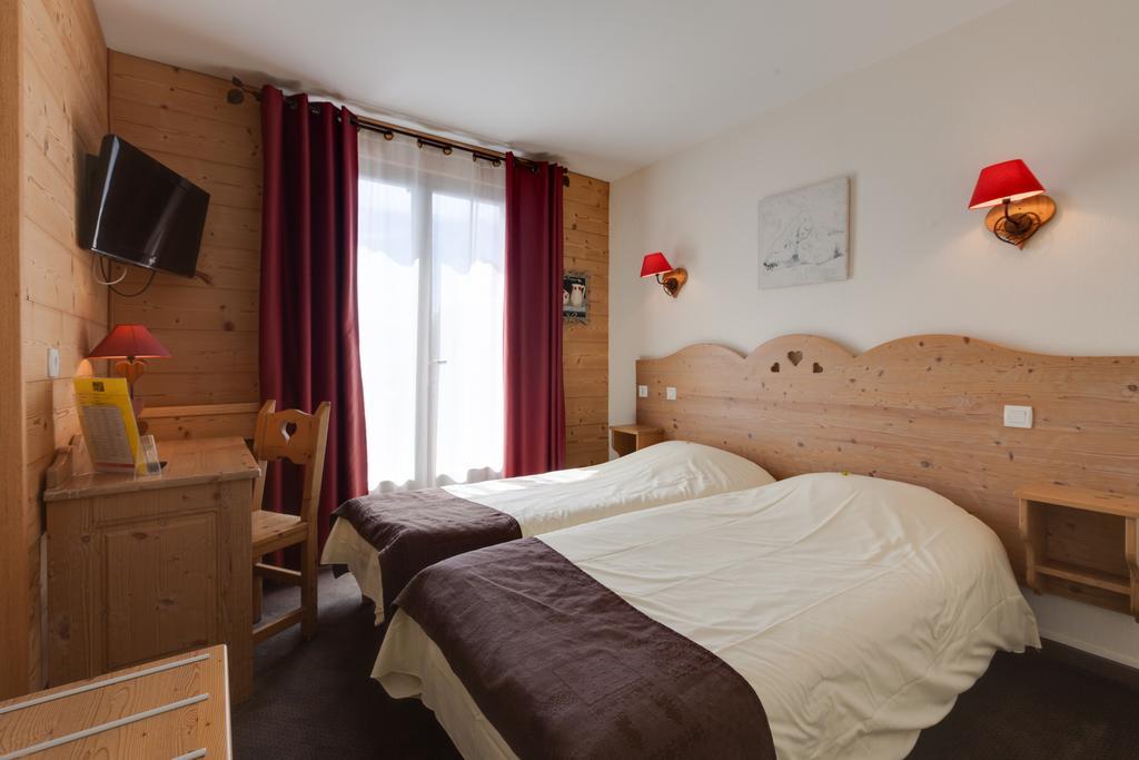Logis Le Pont De Champ Otel Beaucroissant Dış mekan fotoğraf