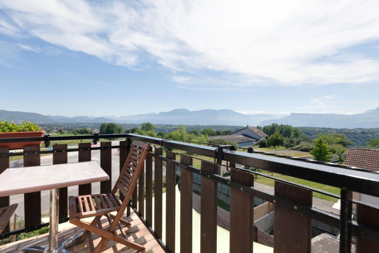 Logis Le Pont De Champ Otel Beaucroissant Dış mekan fotoğraf