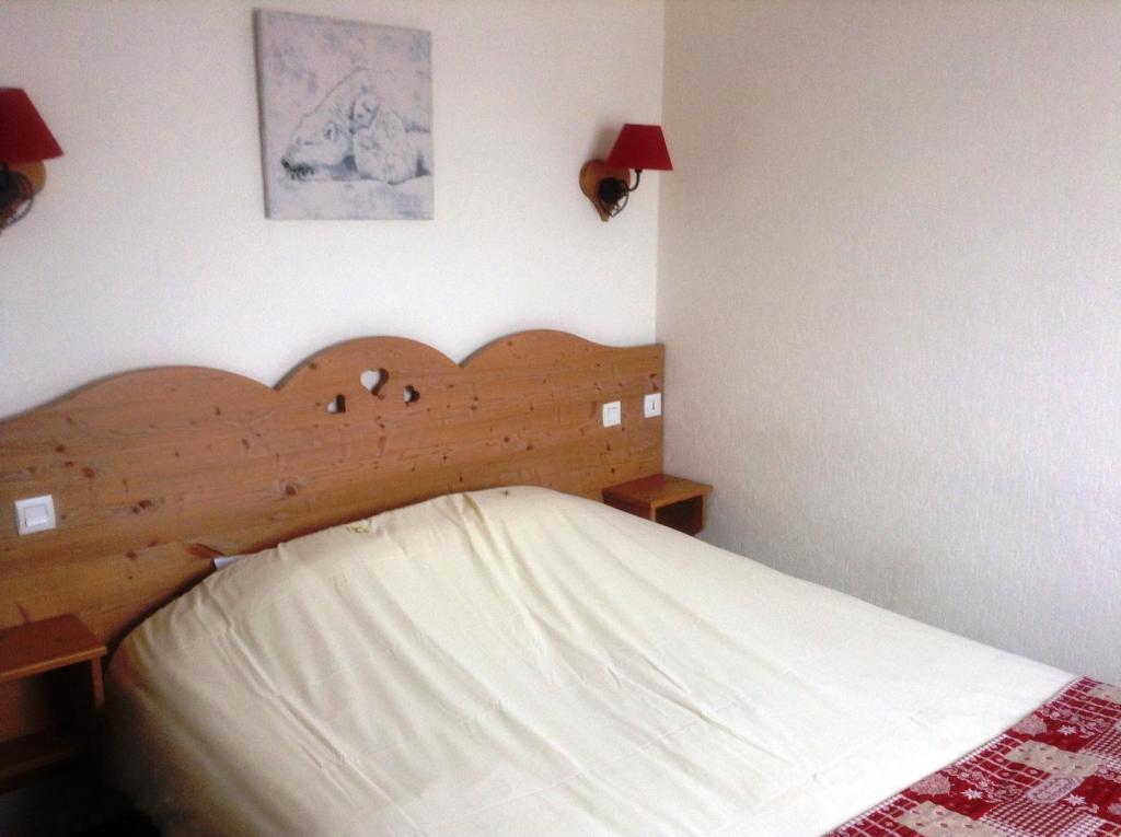 Logis Le Pont De Champ Otel Beaucroissant Oda fotoğraf